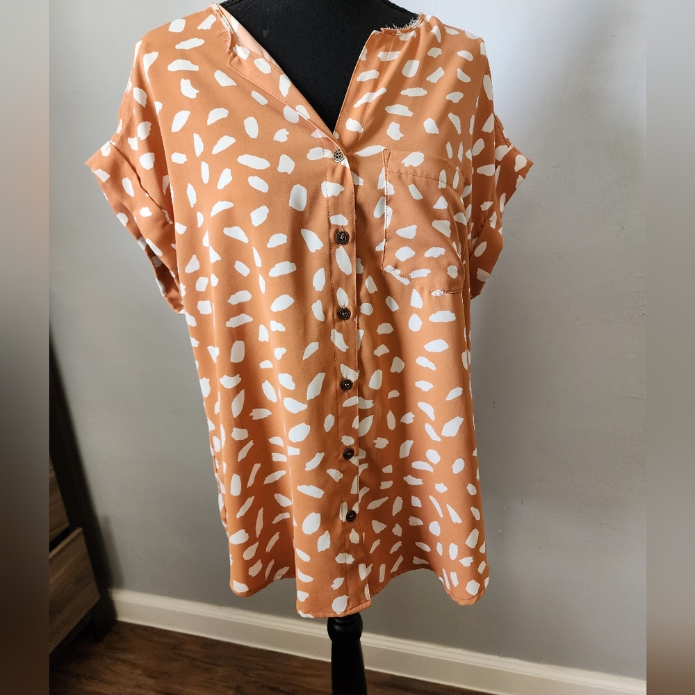 Caramel and White Button-down Tee